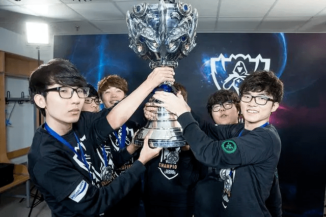 九游娱乐-Faker在快船比赛中突破纪录，势不可挡引发热议！的简单介绍