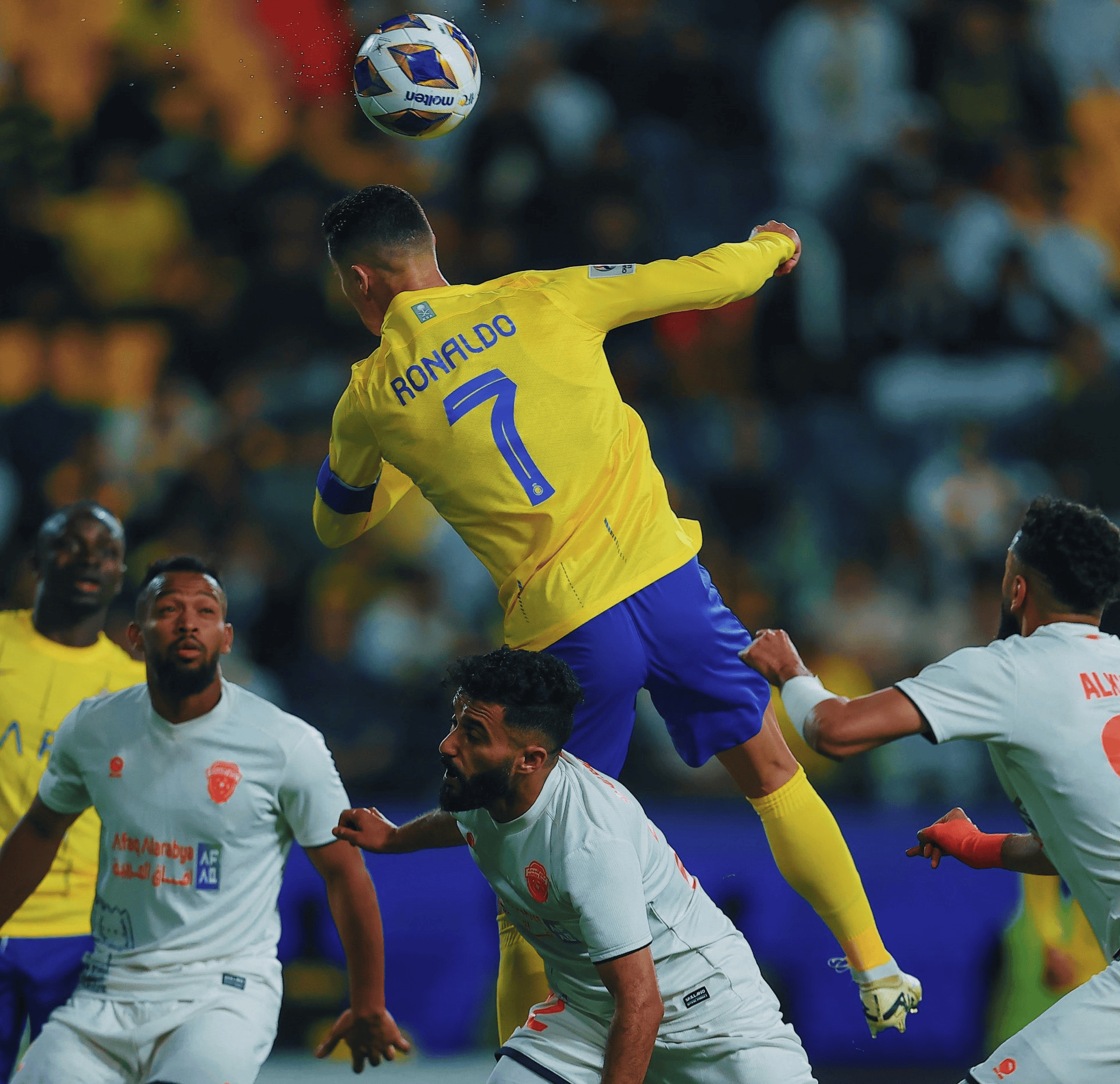 C罗连续十场比赛得分超过高光表现，尤文图斯挑战极限！的简单介绍